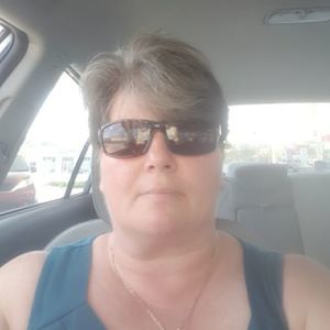 Meet your Posher, Sandy